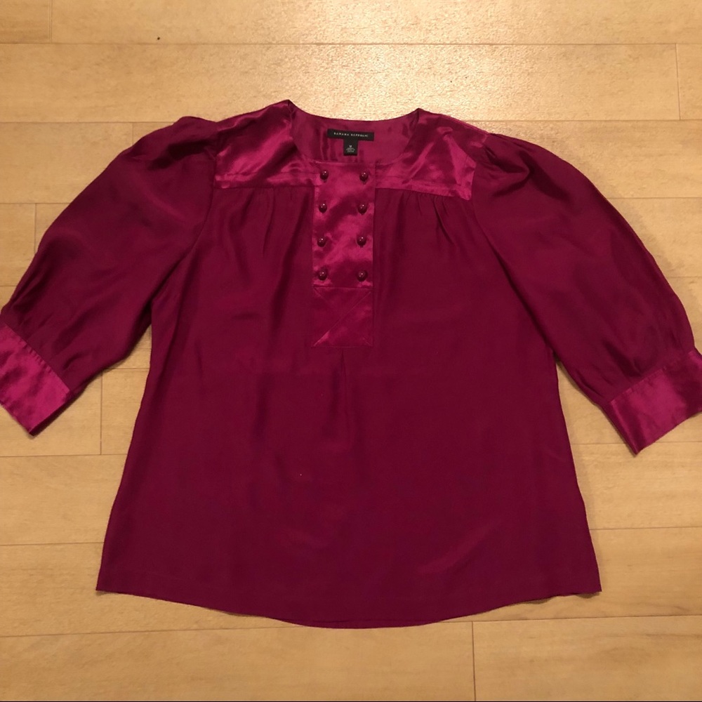 Banana Republic Vintage magenta Medium silk top